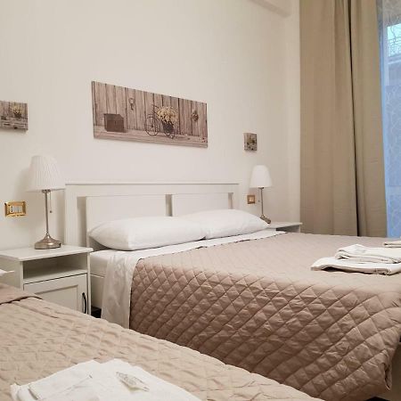 Interno Dieci Рим Екстер'єр фото