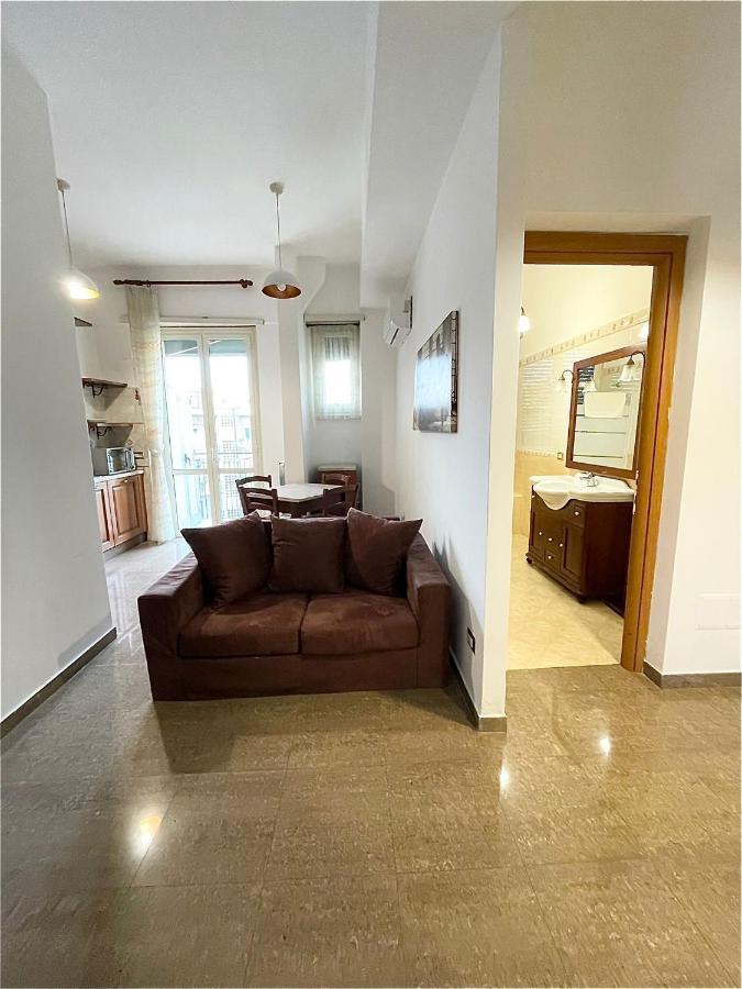 Interno Dieci Рим Екстер'єр фото