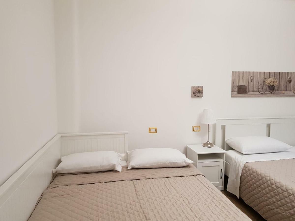 Interno Dieci Рим Екстер'єр фото