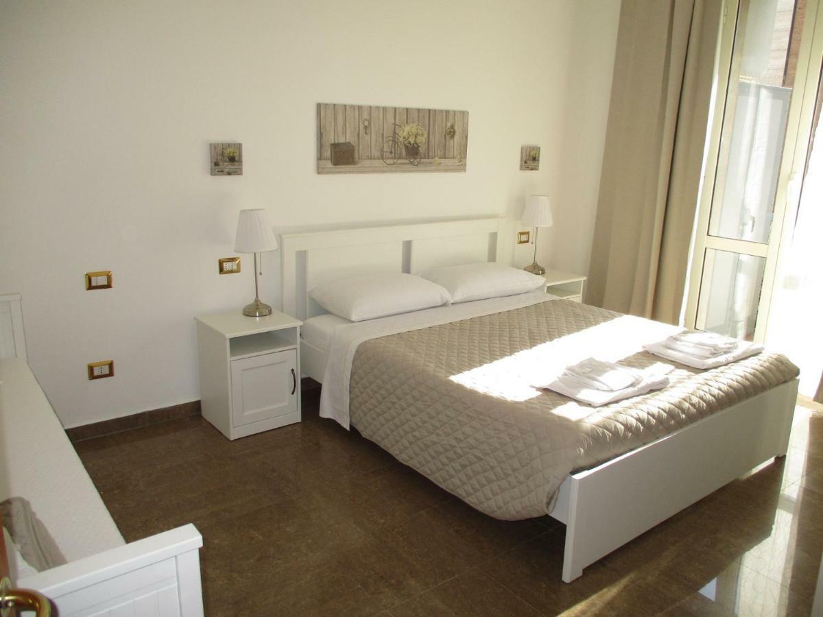 Interno Dieci Рим Екстер'єр фото