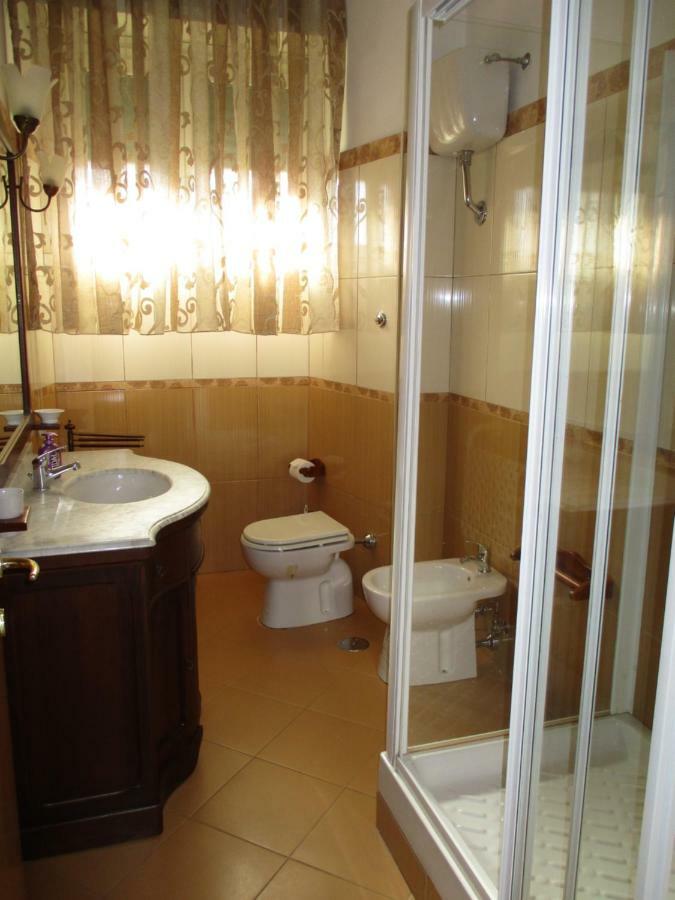 Interno Dieci Рим Екстер'єр фото