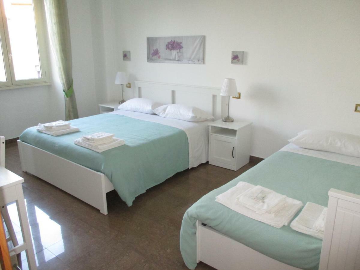 Interno Dieci Рим Екстер'єр фото